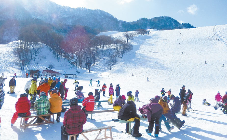 Hyounosen Ski Resort